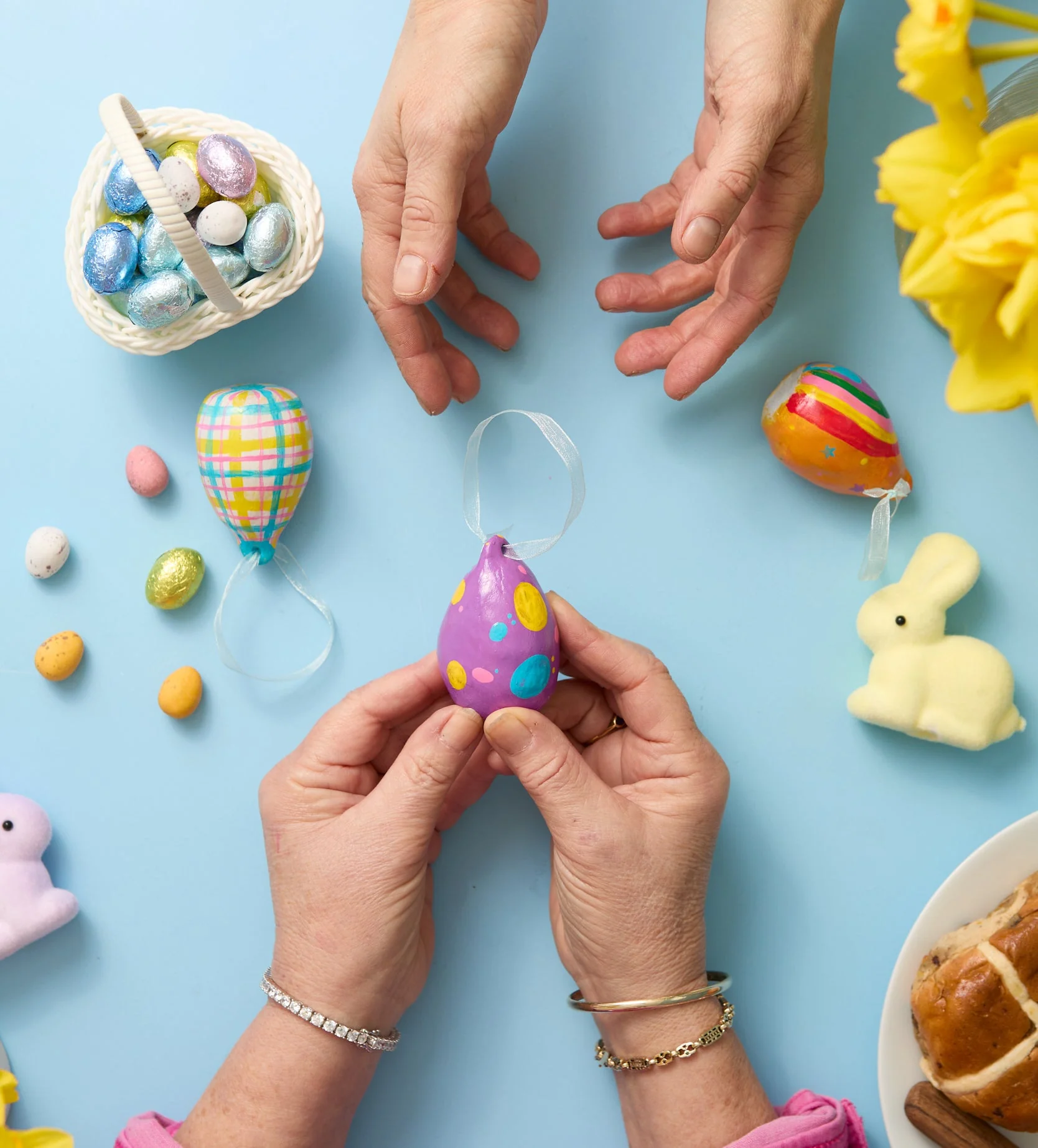Egg-ceptional Creations: Easter Egg Making Kit - Image 14